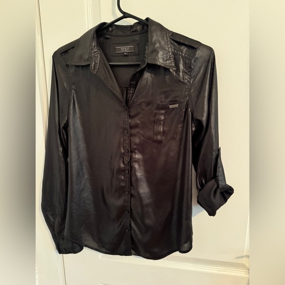 Guess Women's Black Casual Button-Down Shirt XS - Sleek & Versatile! - Picture 4 of 8